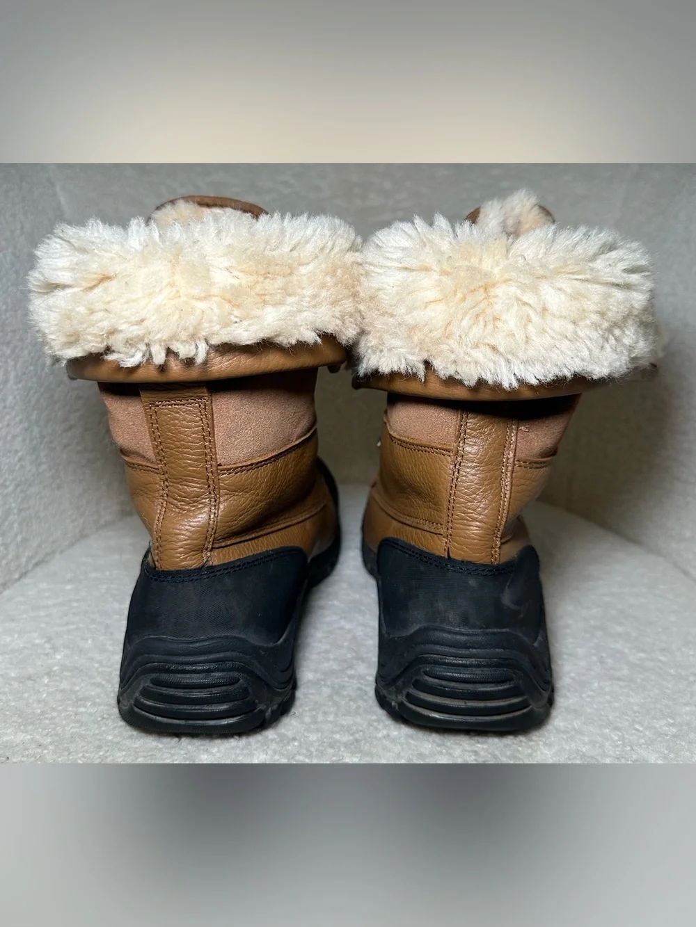 UGG Adirondack Waterproof Winter Boots Leather Wool Lined eVent Vibram Brown 7.5